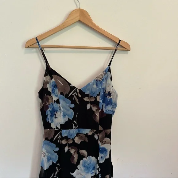 New Lulu’s Artwin Floral Maxi Gown Dress - Picture 3 of 11